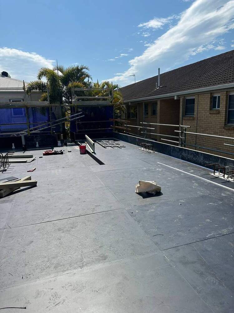 Elevated commercial concrete slab